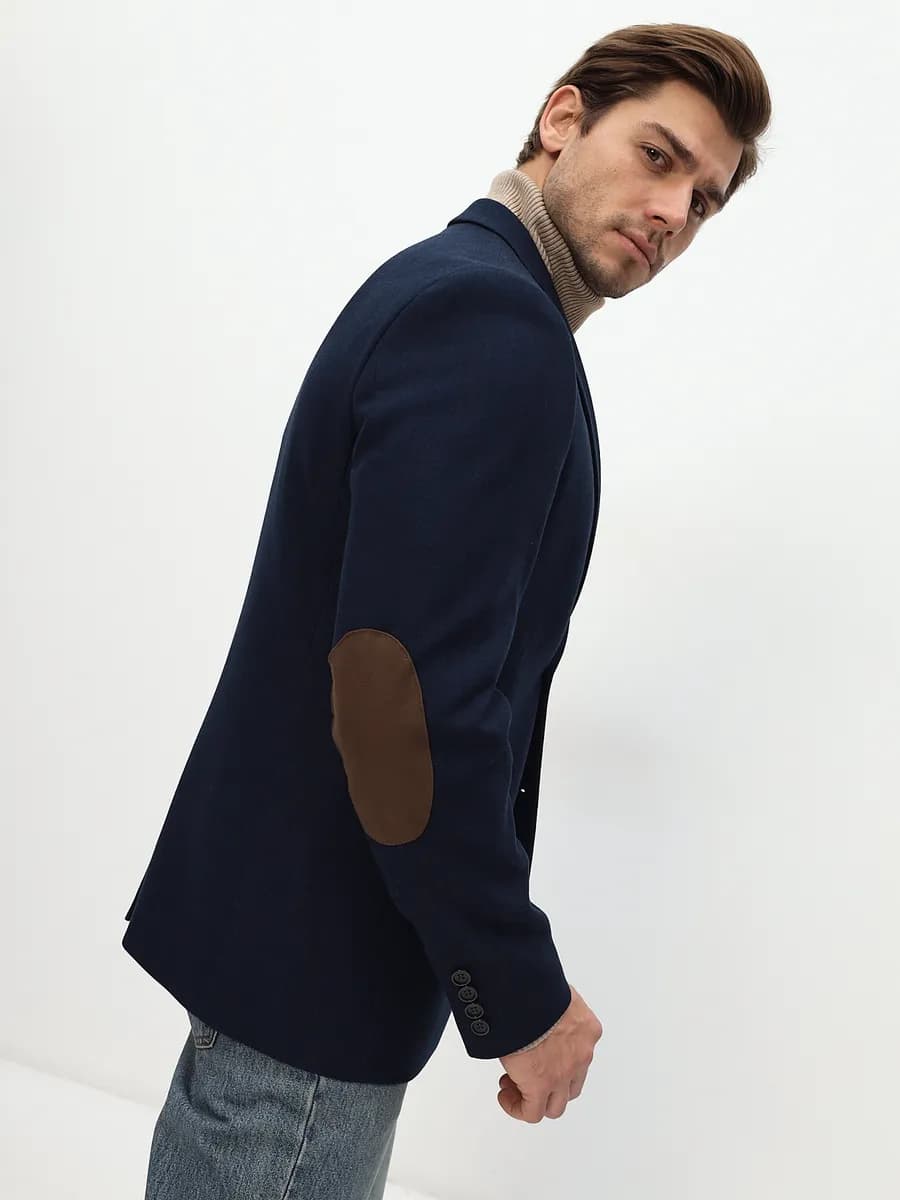 Пиджак под джинсы повседневный с налокотниками - фото 1