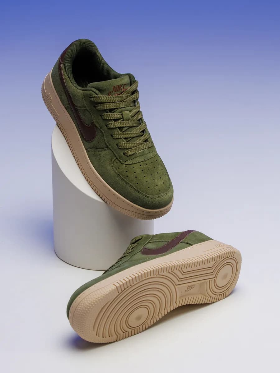 Замшевые повседневные кеды Air Force 1