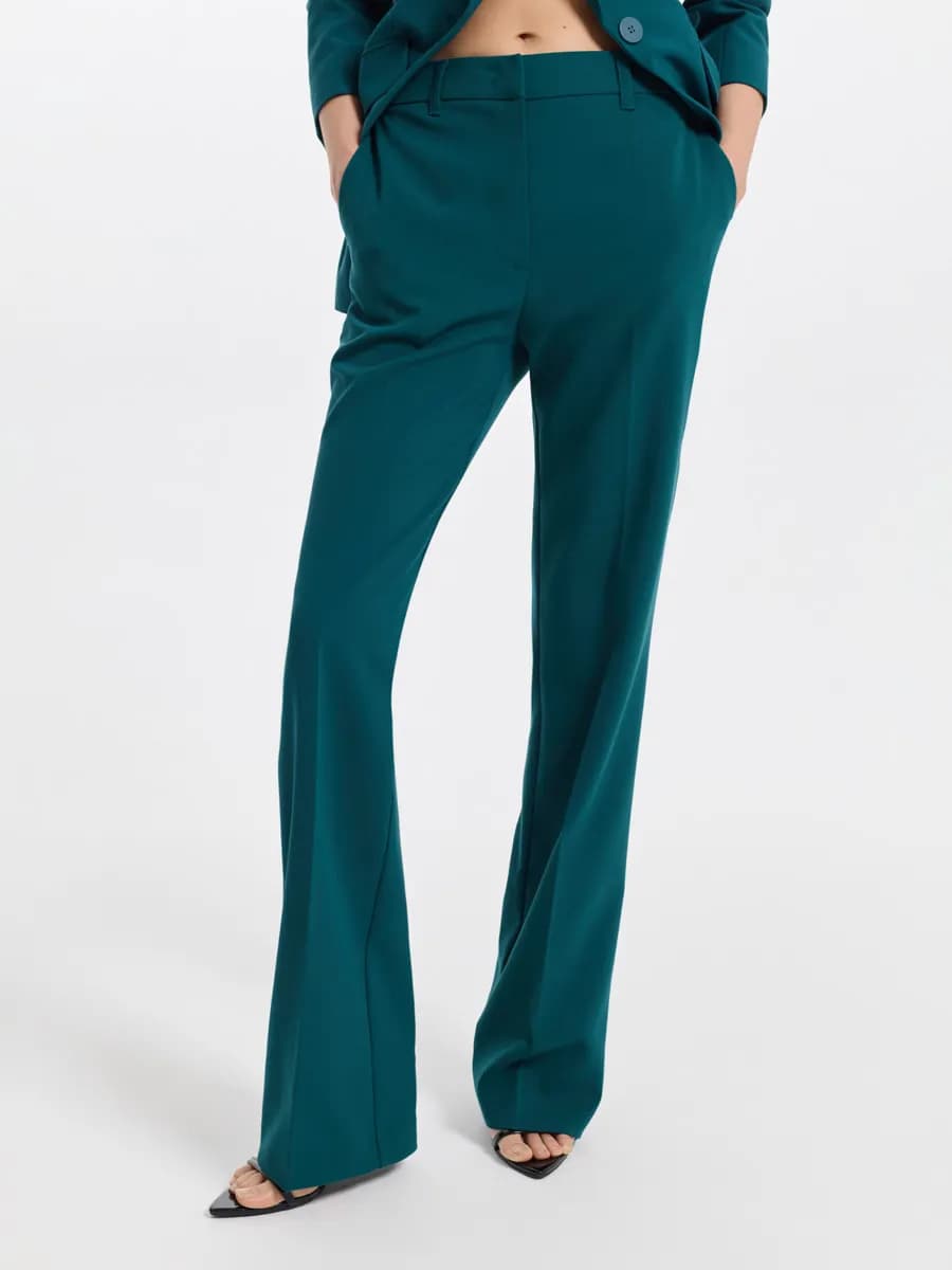 Брюки прямого кроя