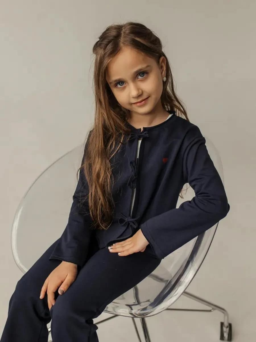 Брючный костюм школьный с завязками