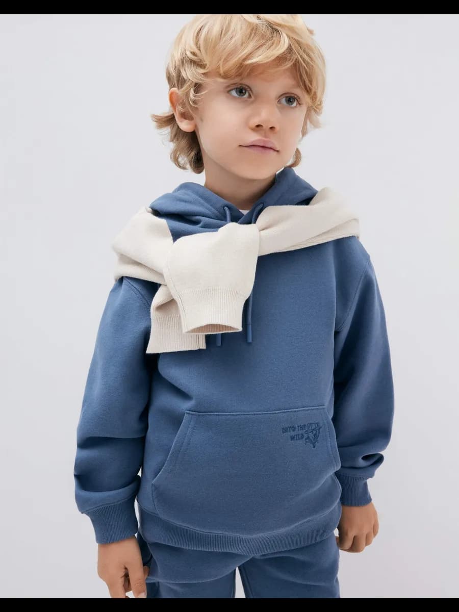 Синее худи с вышивкой и начёсом