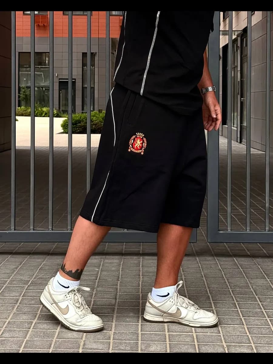 Шорты Balenciaga 3b sport с гербом