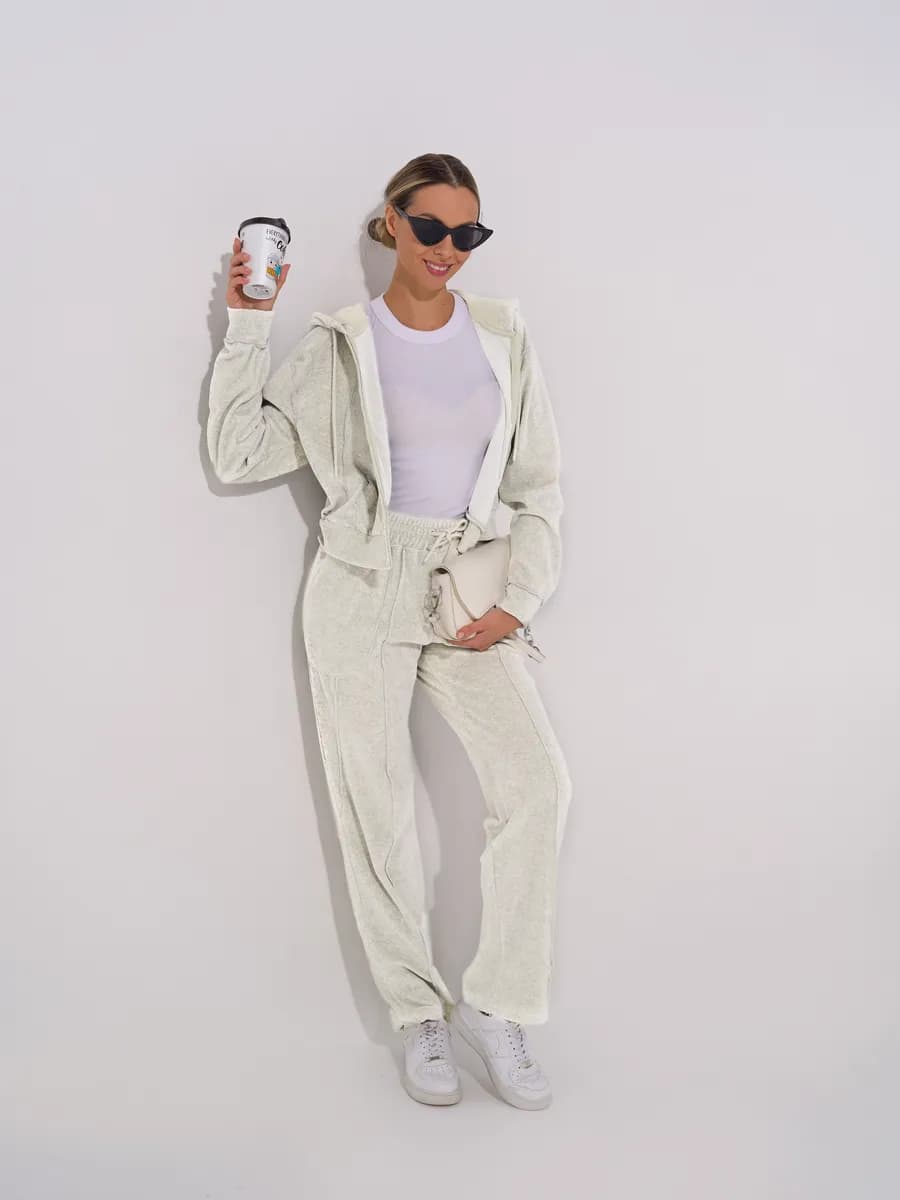 Костюм велюровый