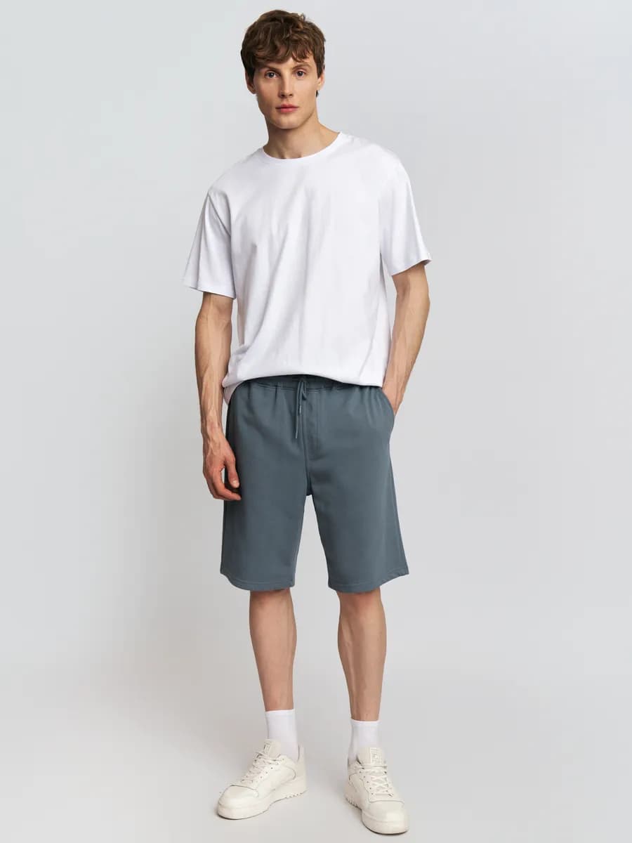 Мужские трикотажные шорты на резинке