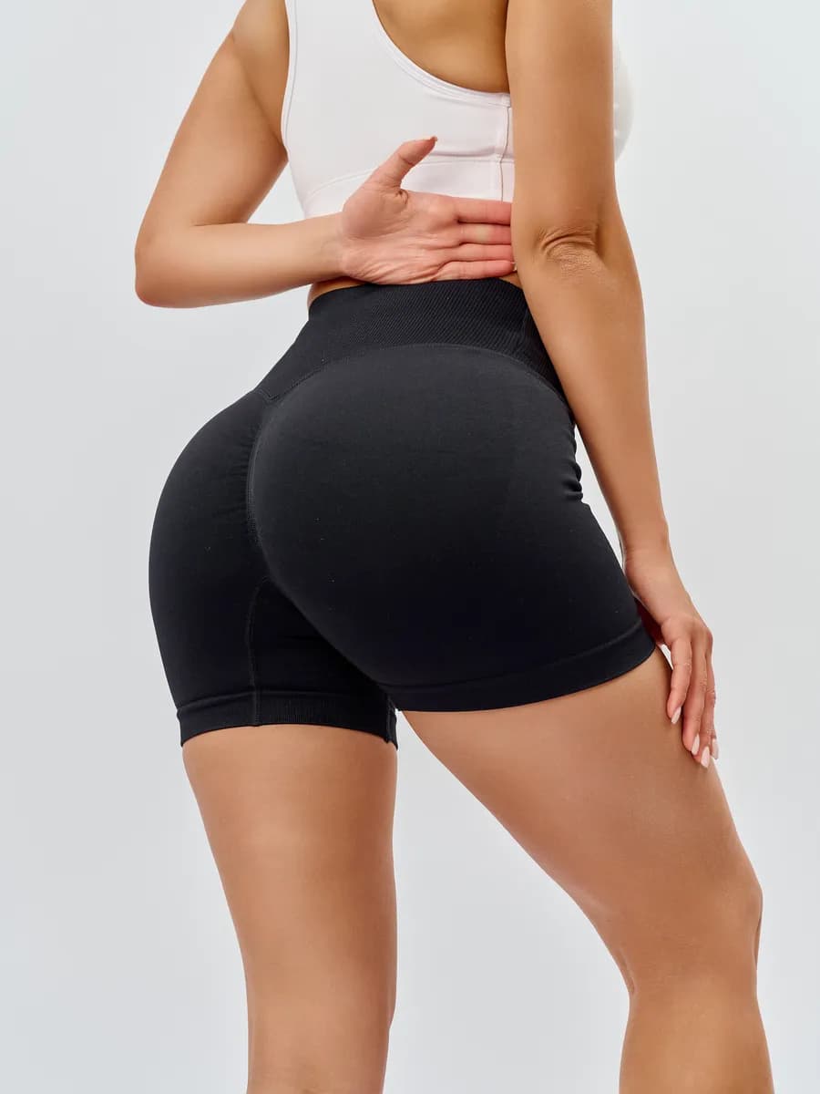 Спортивные шорты с эффектом пуш-ап