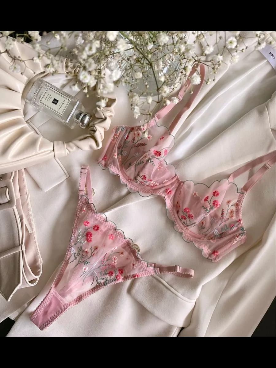 Комплект нижнего белья прозрачный сетка