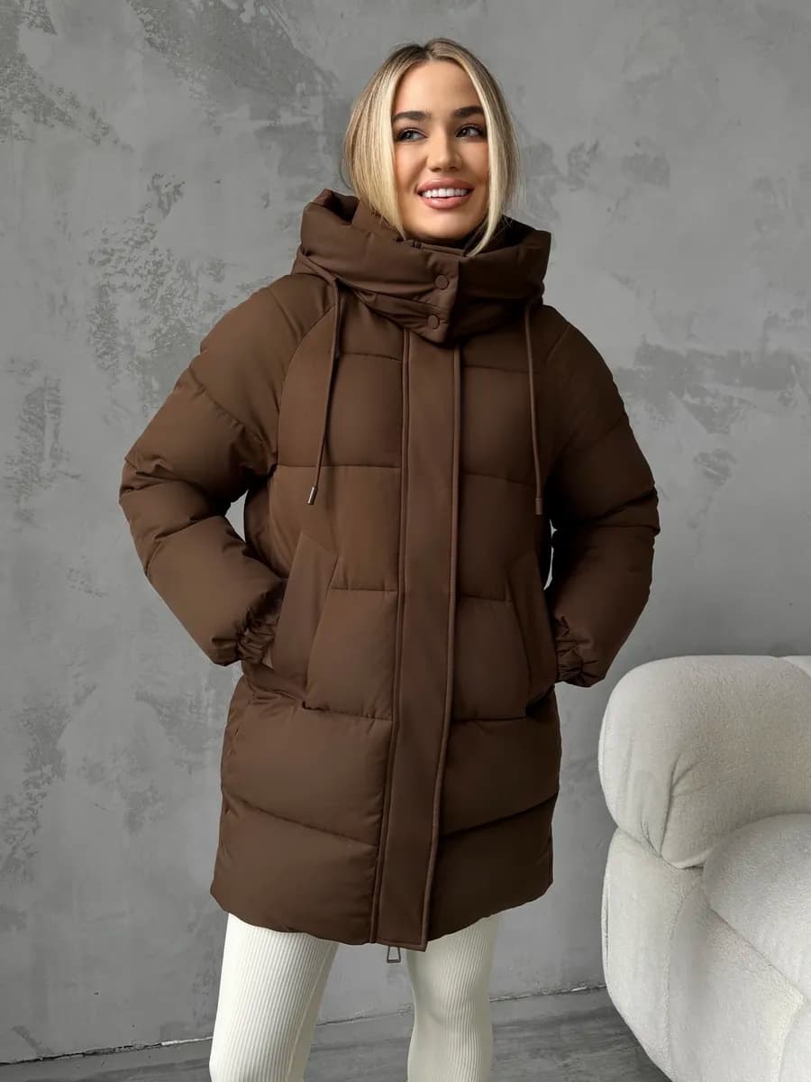 Пуховик зимний с капюшоном