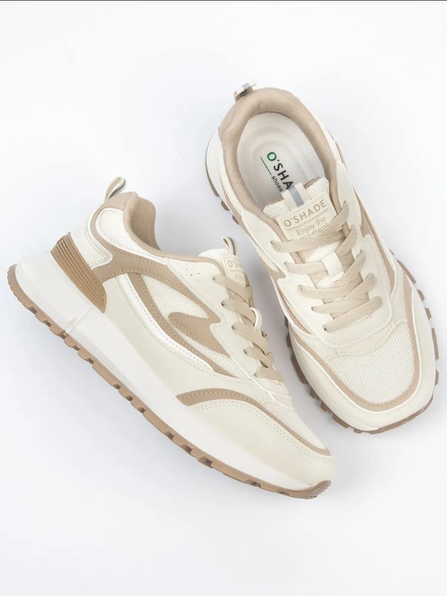 Кроссовки женские бежевые