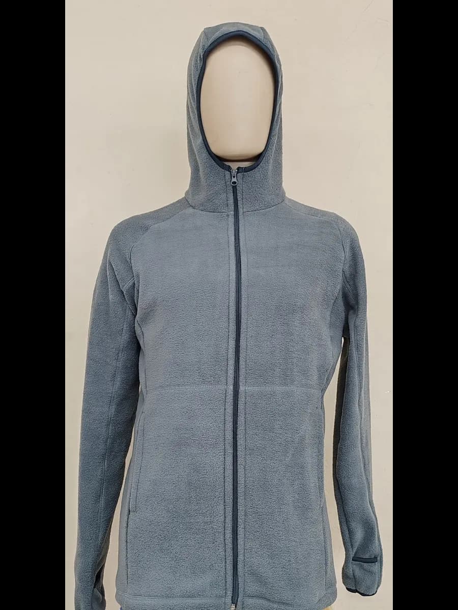 Толстовка на молнии с капюшоном