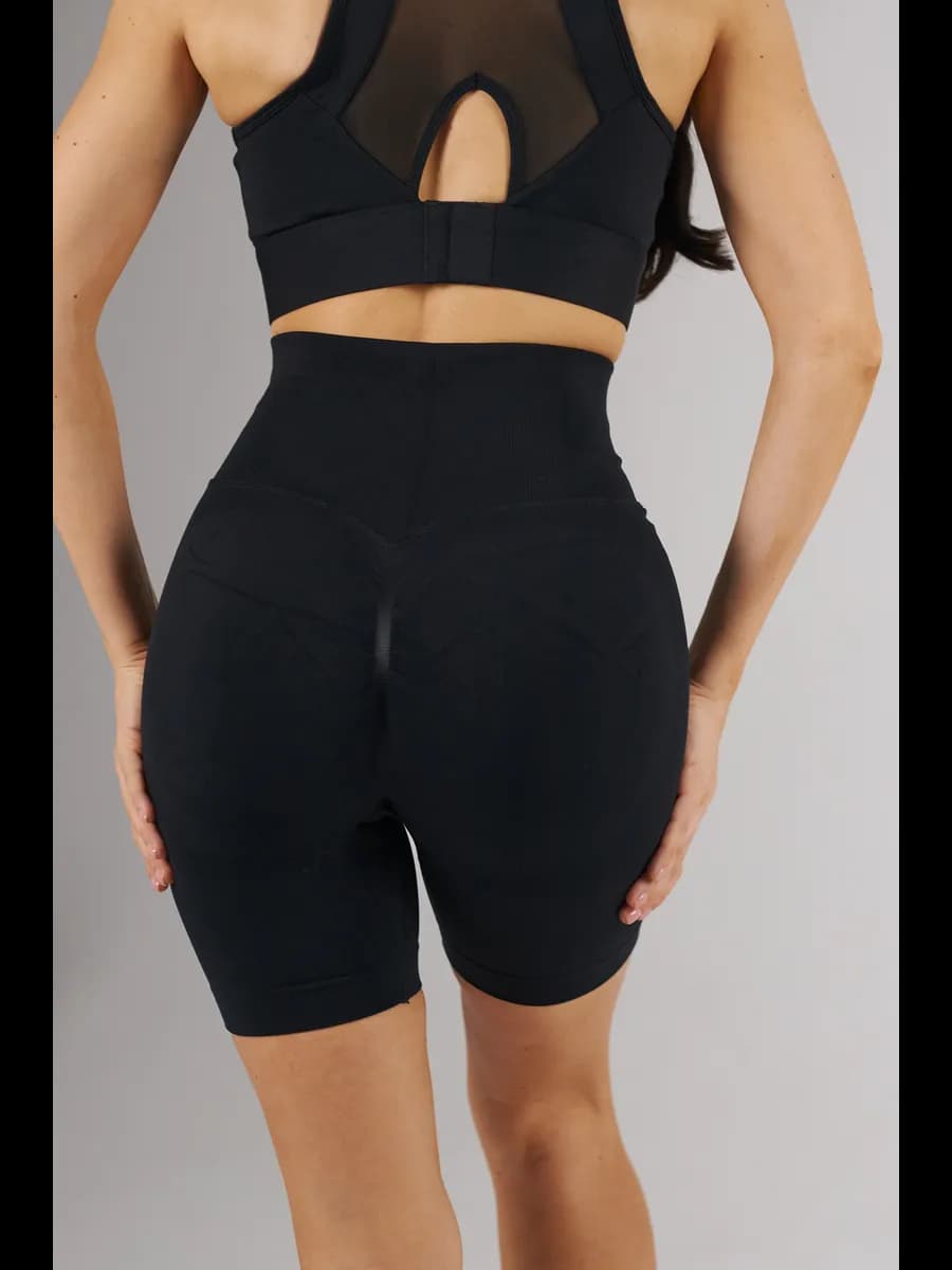 Велосипедки утягивающие спортивные пушап