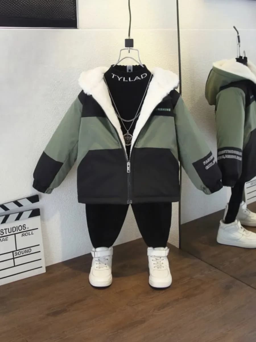 Куртка демисезонная