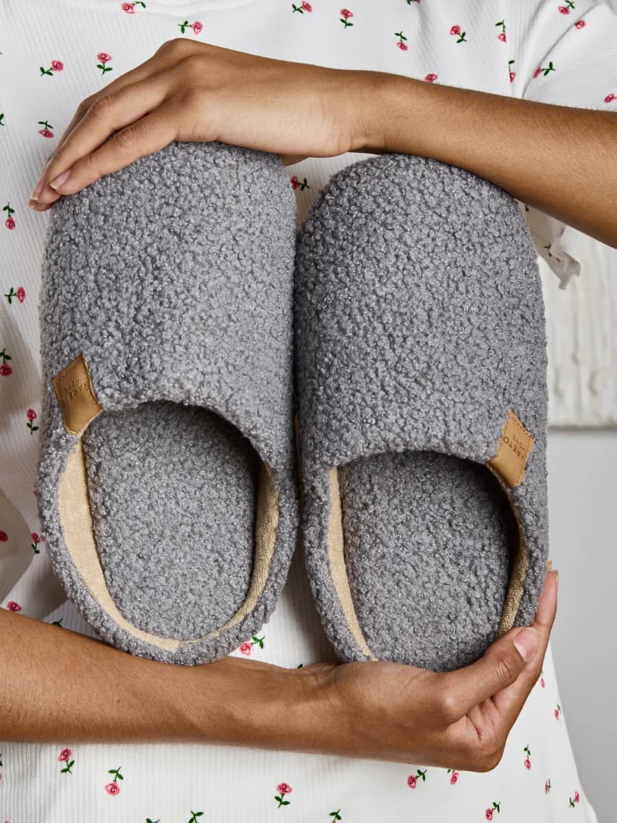 Тапочки домашние закрытые теплые - фото 1