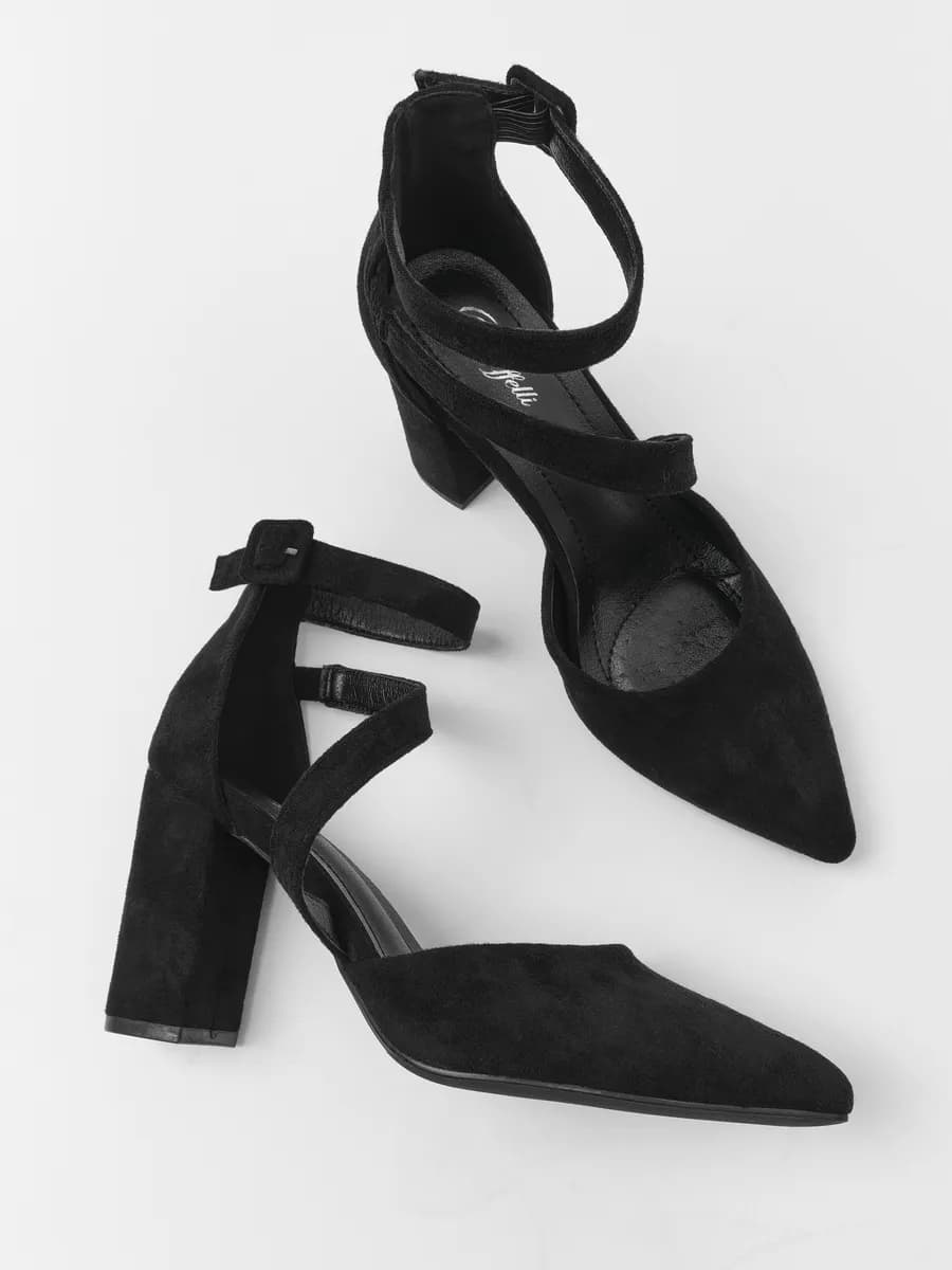 Босоножки женские на каблуке