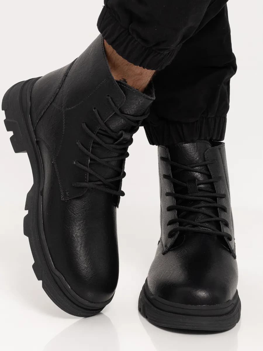 Высокие ботинки зимние из натуральной кожи