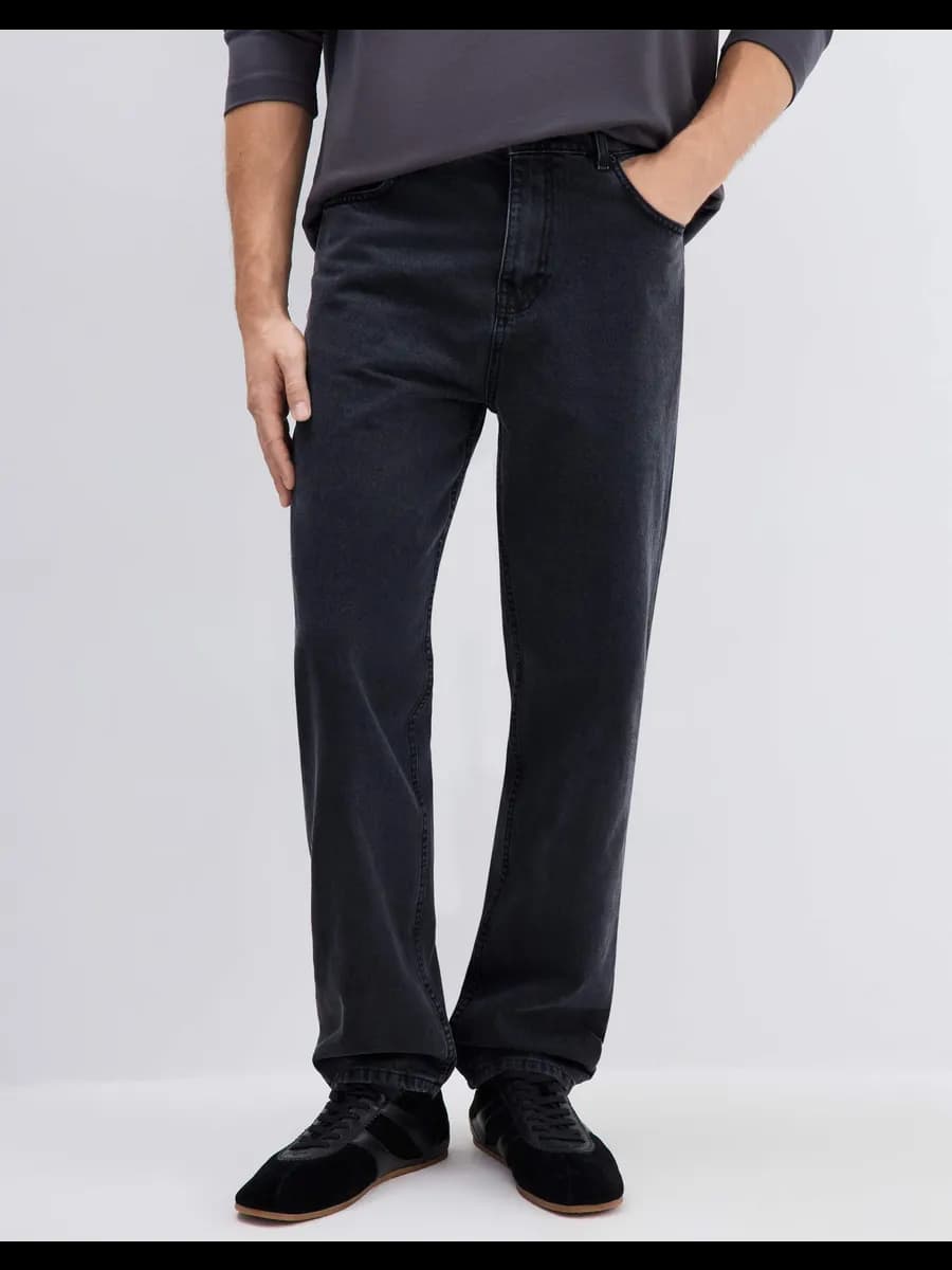 Серые джинсы Tapered