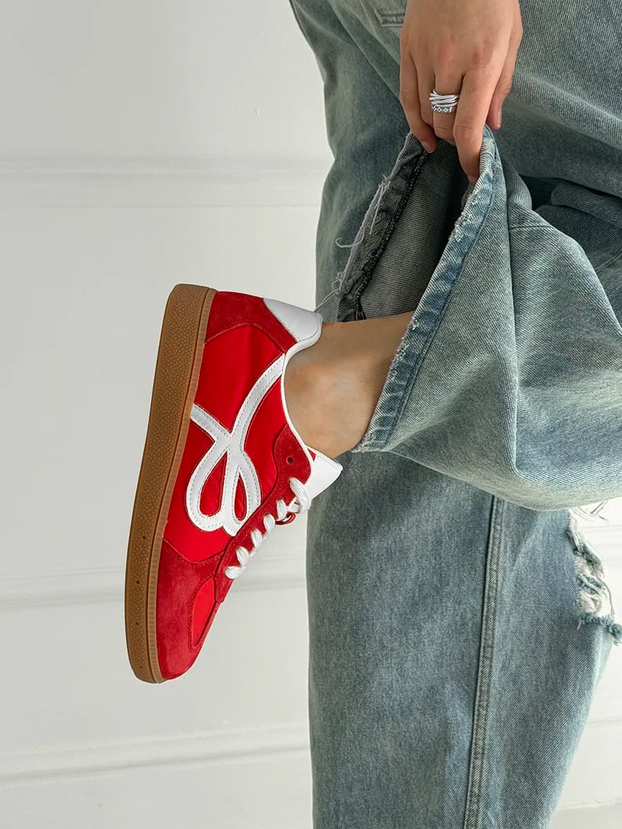 Кеды на массивной платформе из натуральной замши