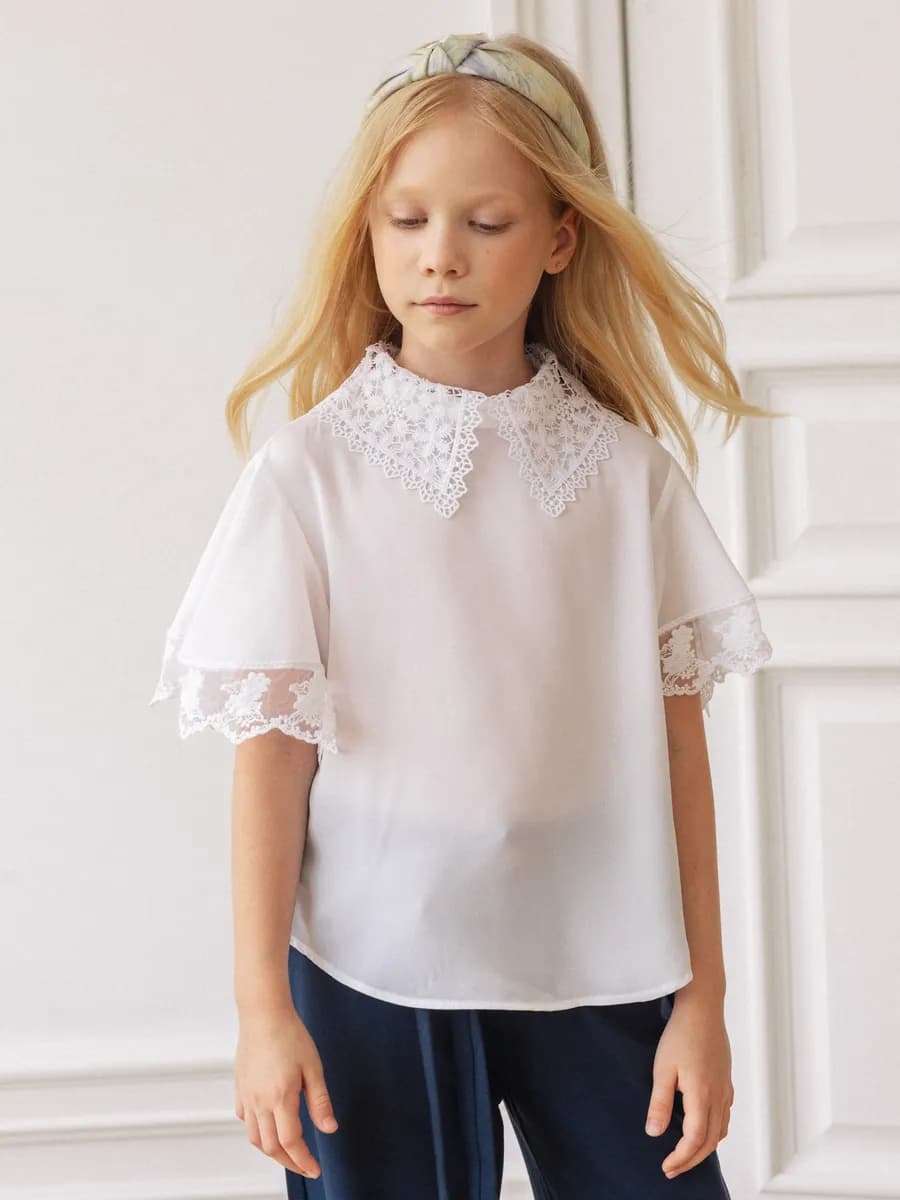 Блузка школьная шифоновая с кружевом