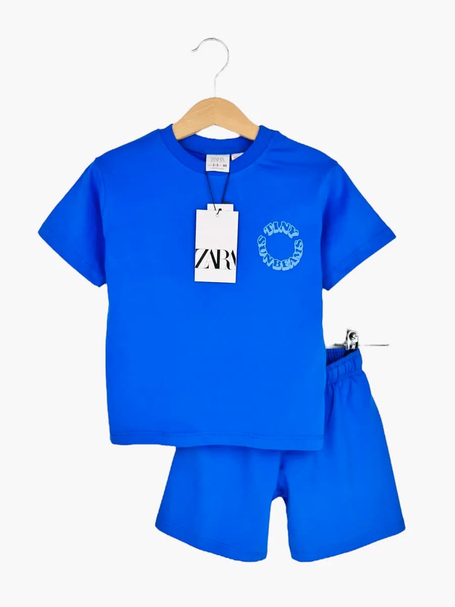 Костюм летний с футболкой и шортами