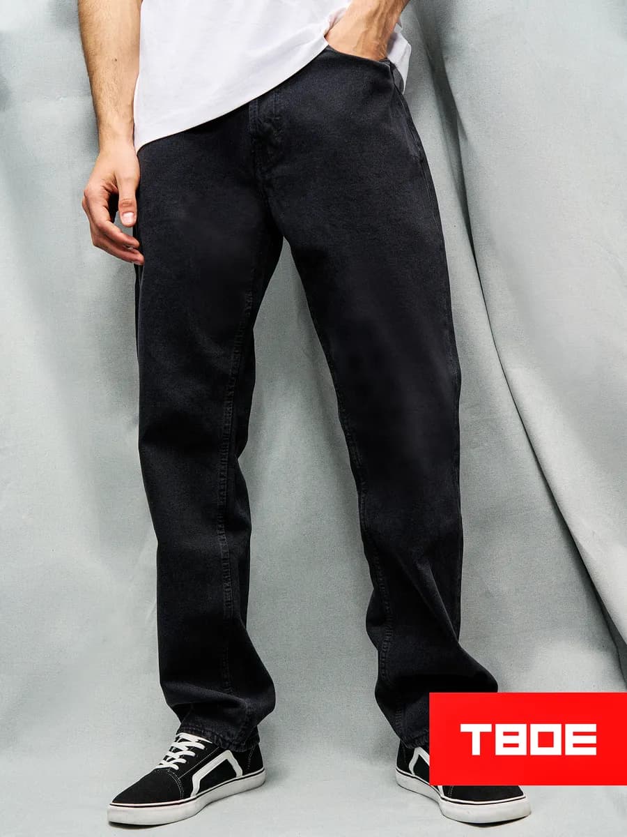 Джинсы зауженные