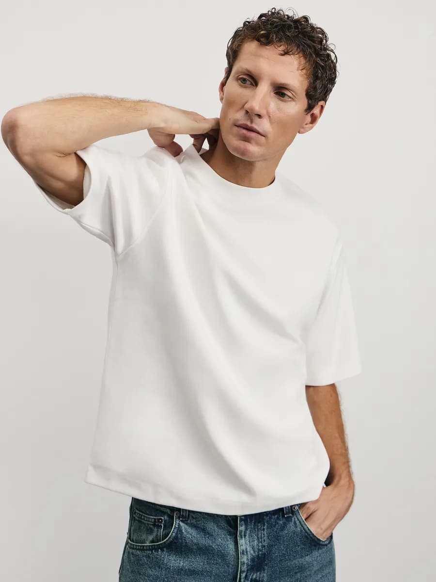 Футболка спортивная базовая плотная в офис