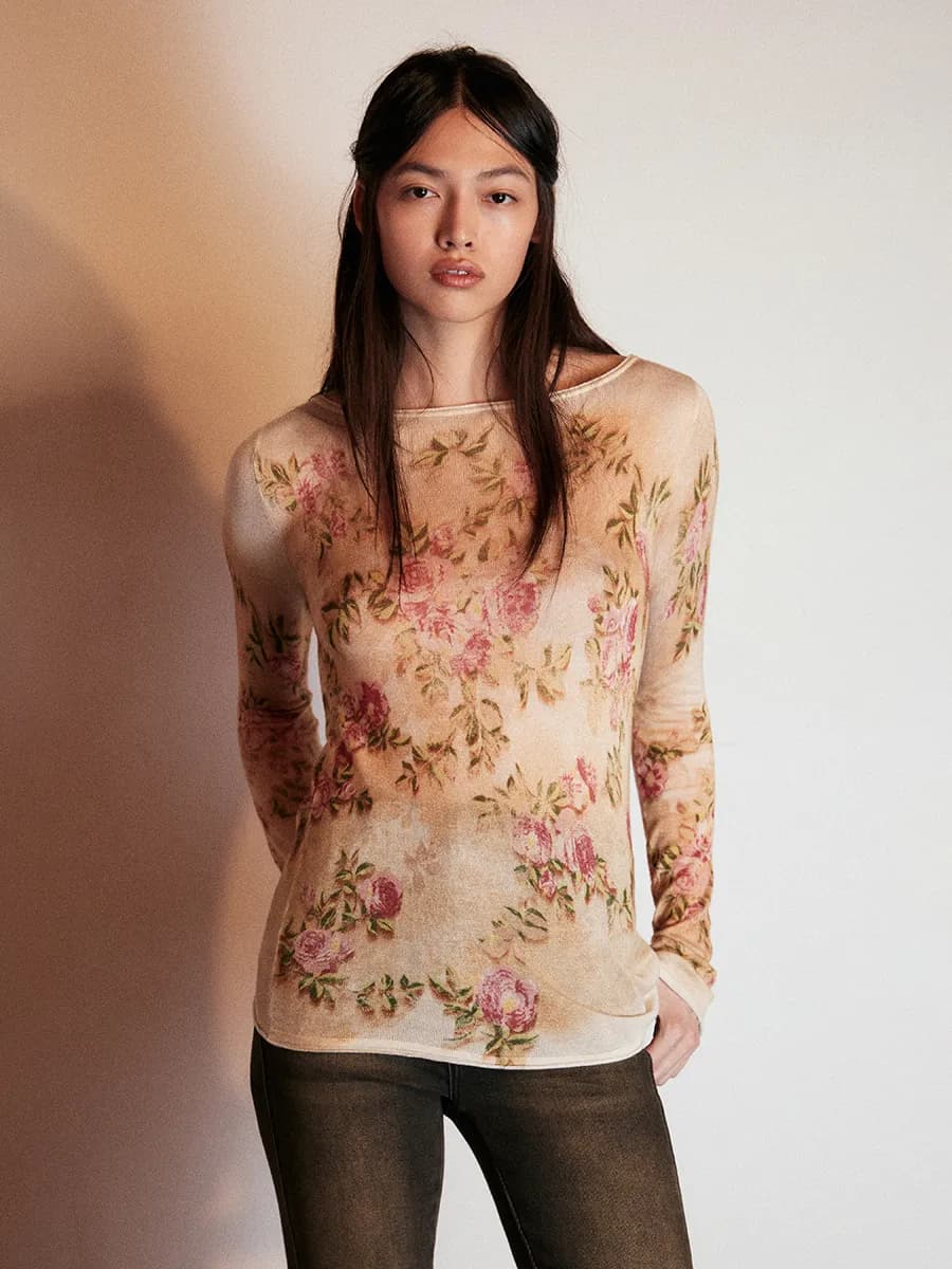 Джемпер из тонкой вискозы с принтом