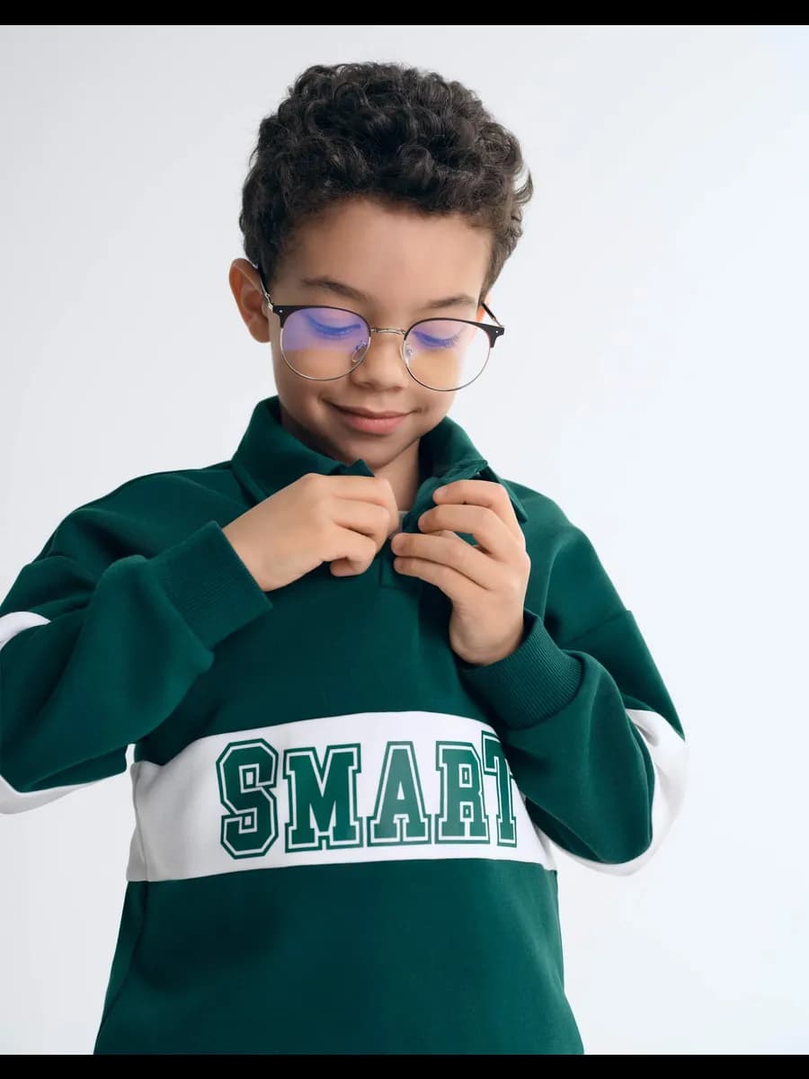 Зелёный свитшот oversize с принтом и воротником