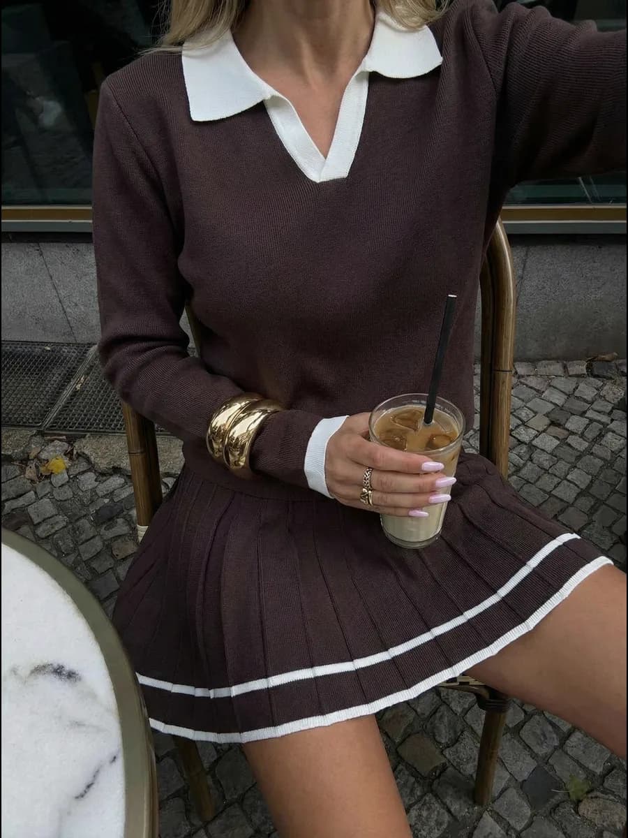 Костюм с юбкой весенний теплый