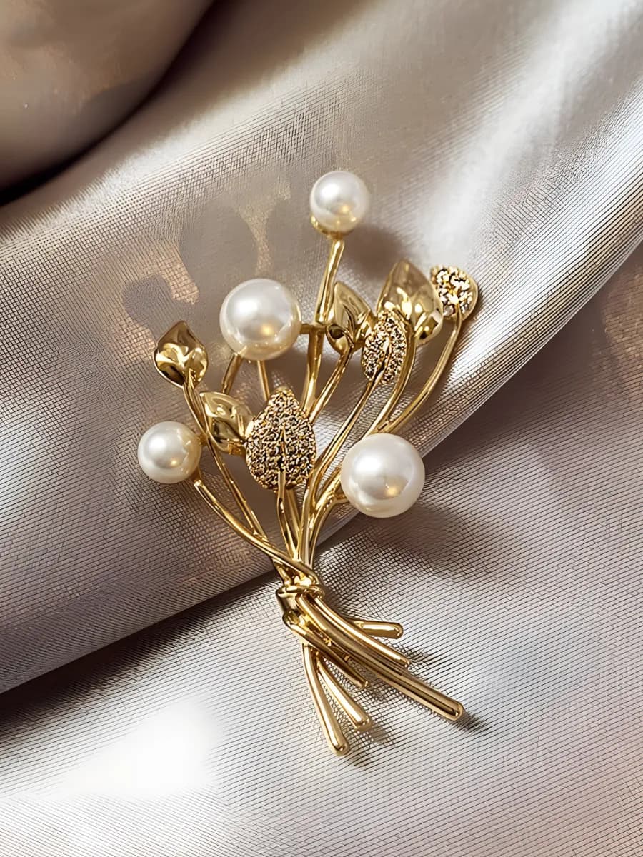 Подарок женщине брошь бижутерия