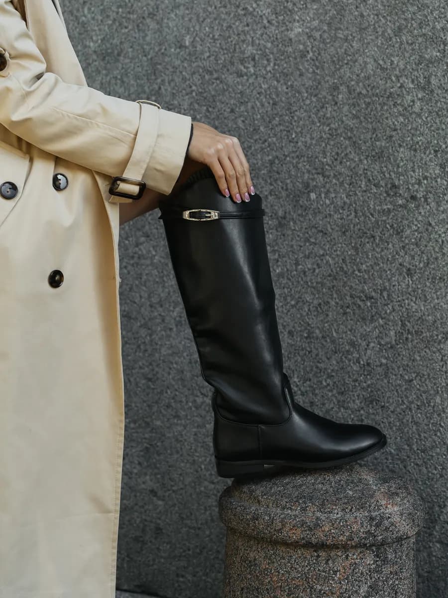 Сапоги трубы без каблука