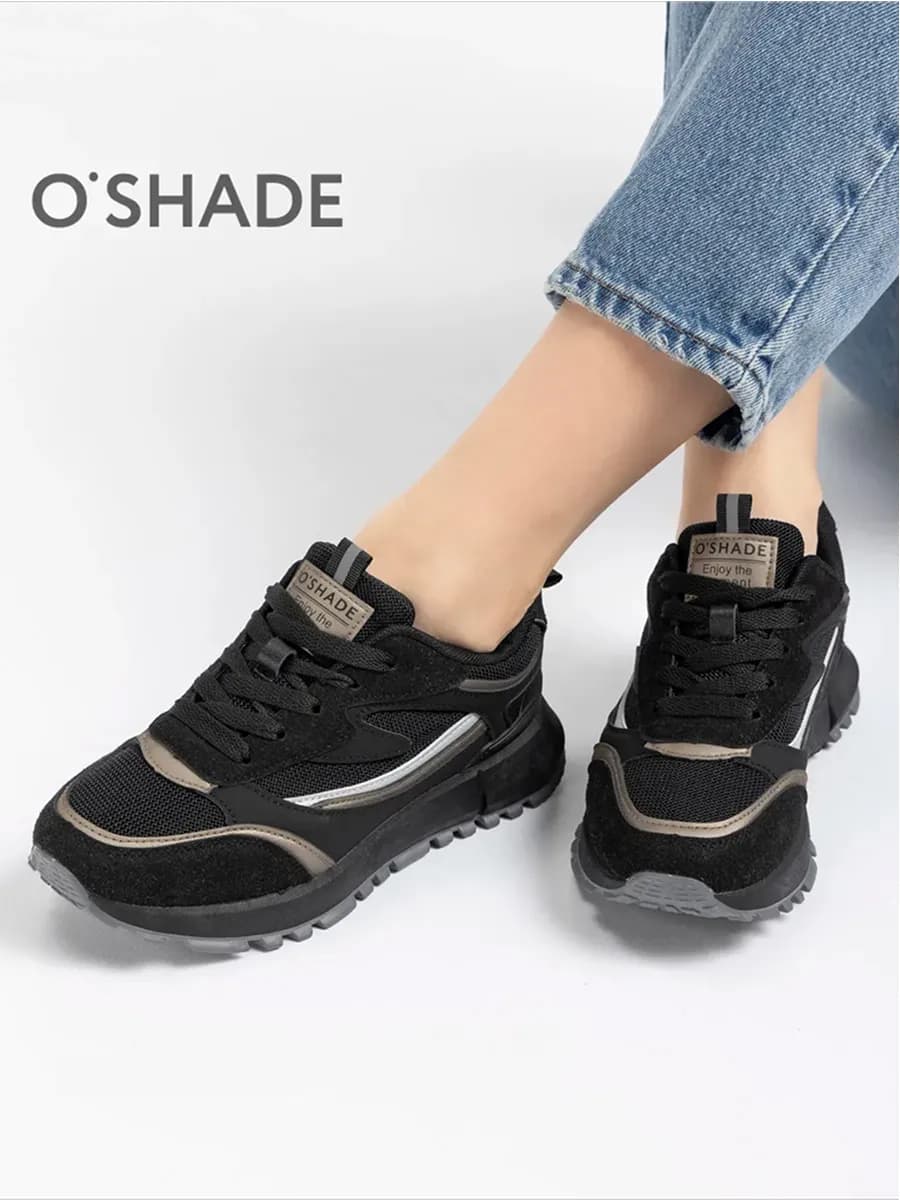 Кроссовки женские черные