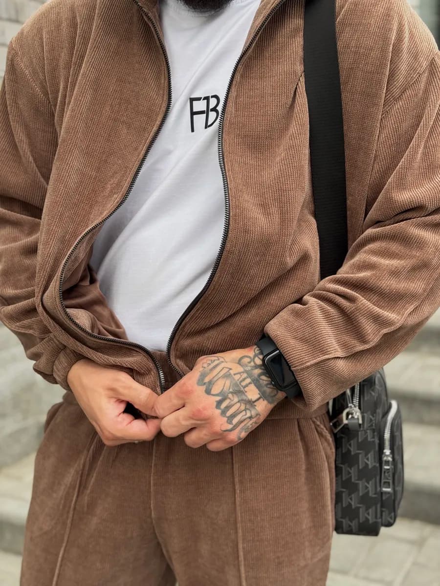 Спортивный костюм вельветовый на молнии