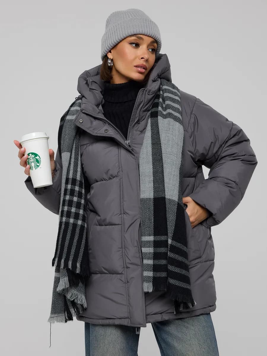 Куртка с капюшоном зимняя. Куртка женская. Пуховик женский