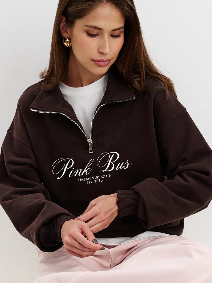 Свитшот оверсайз без начеса на молнии полузамок с принтом