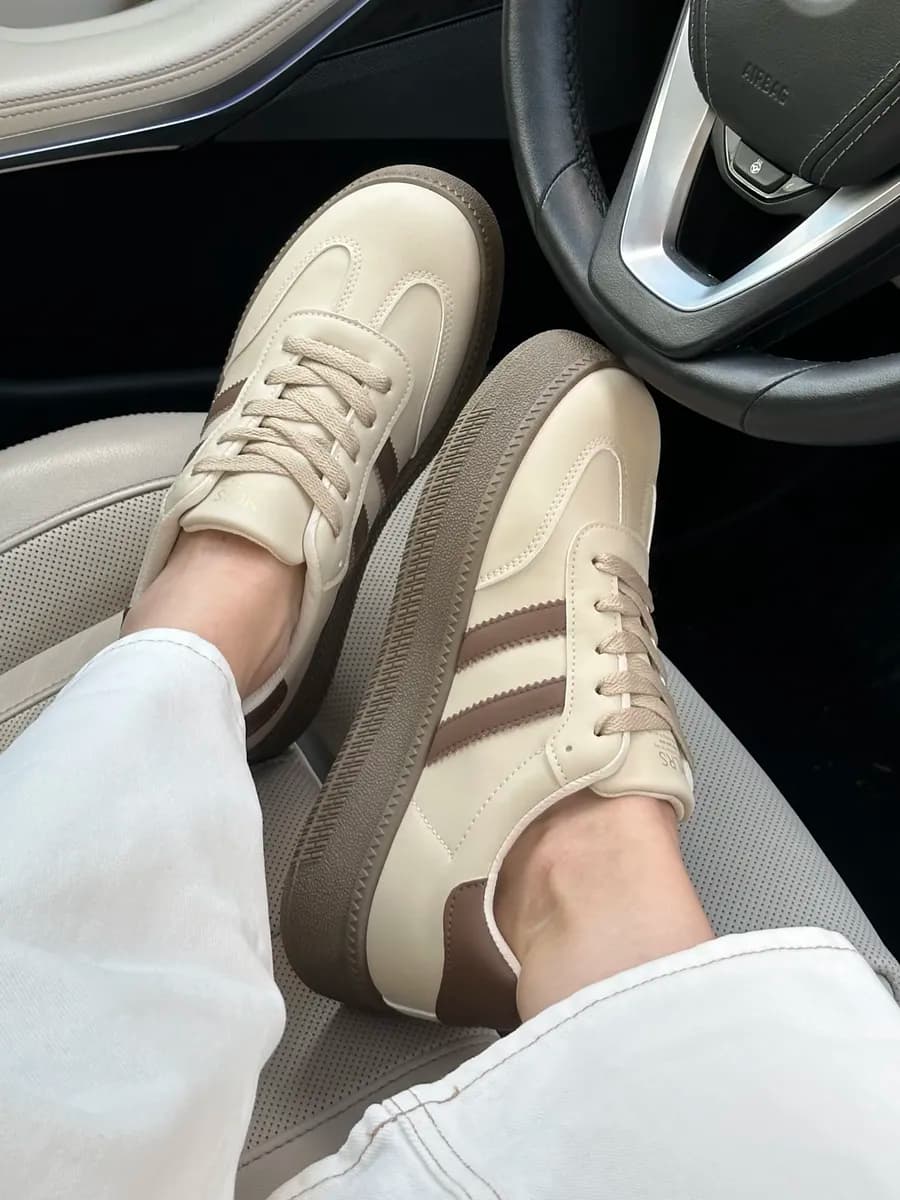 Кеды на высокой платформе бежевые