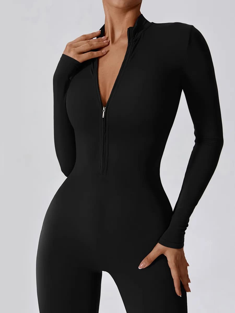 Комбинезон спортивный на молнии