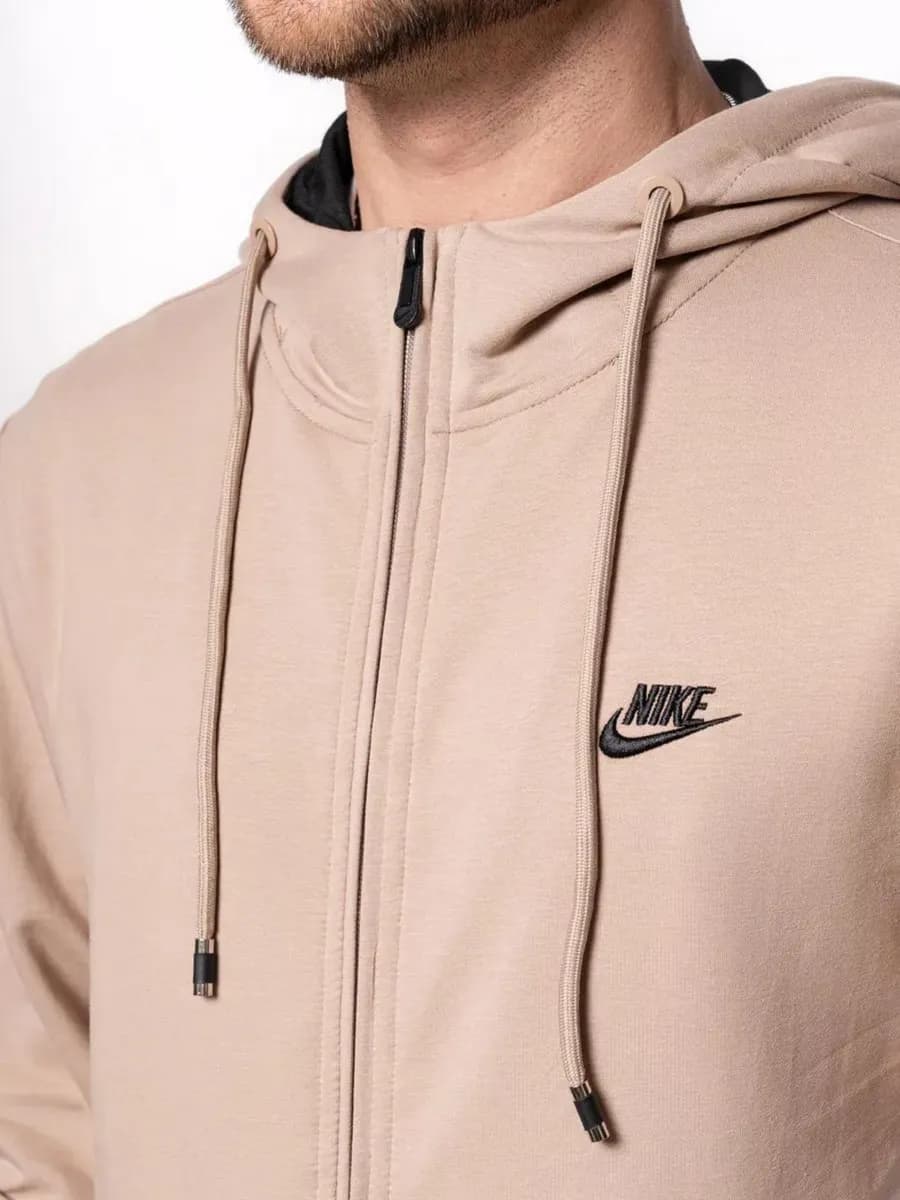 Спортивный костюм с брюками, капюшоном, на молнии