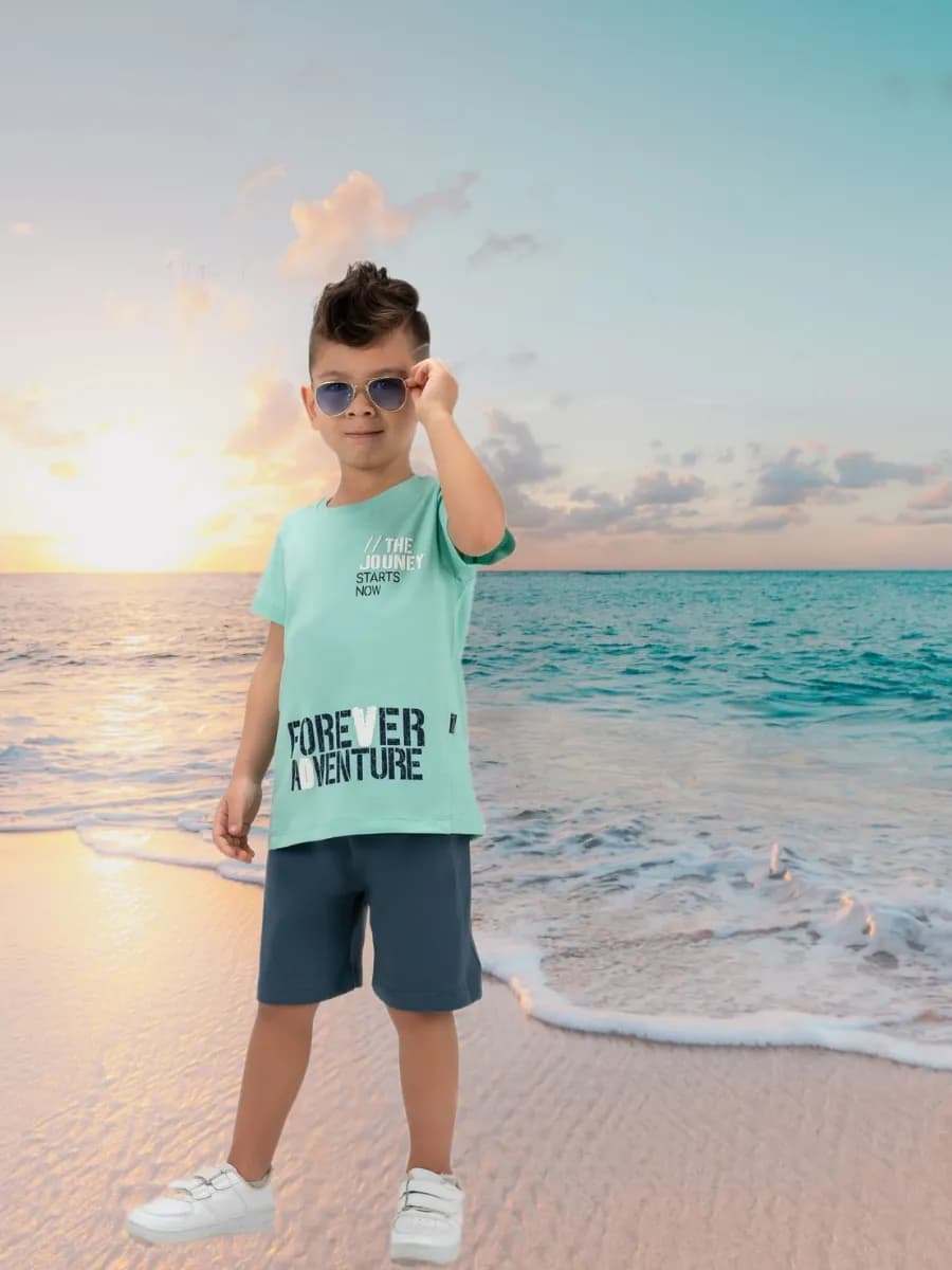 Комплект футболка с шортами для дома и детского сада