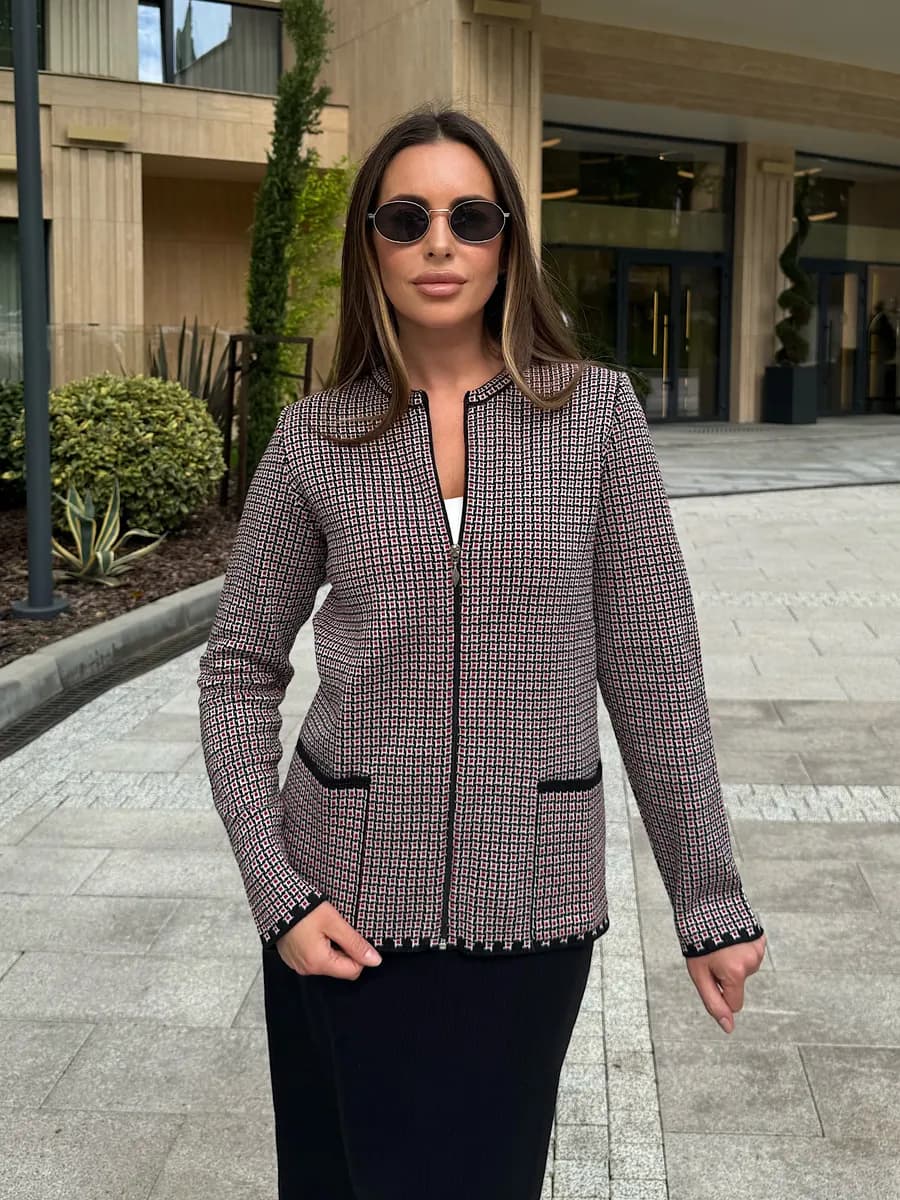 Жакет укороченный приталенный пиджак