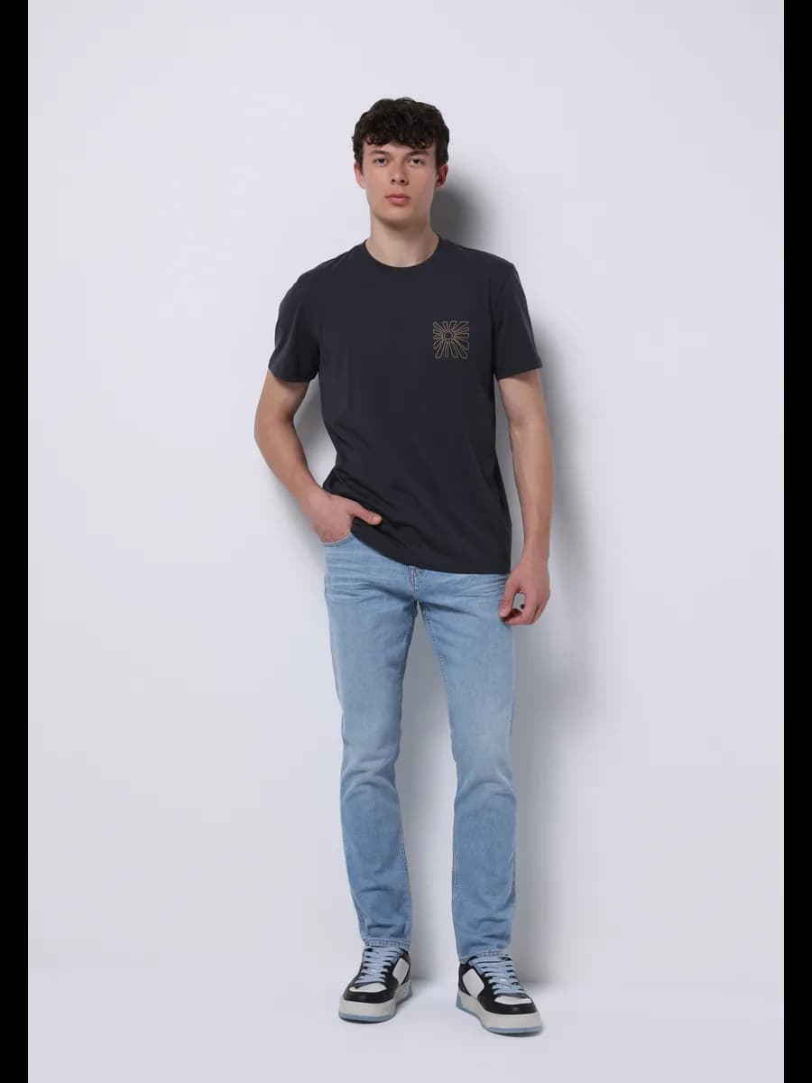 Джинсы мужские зауженные 044 KARL Straight Fit