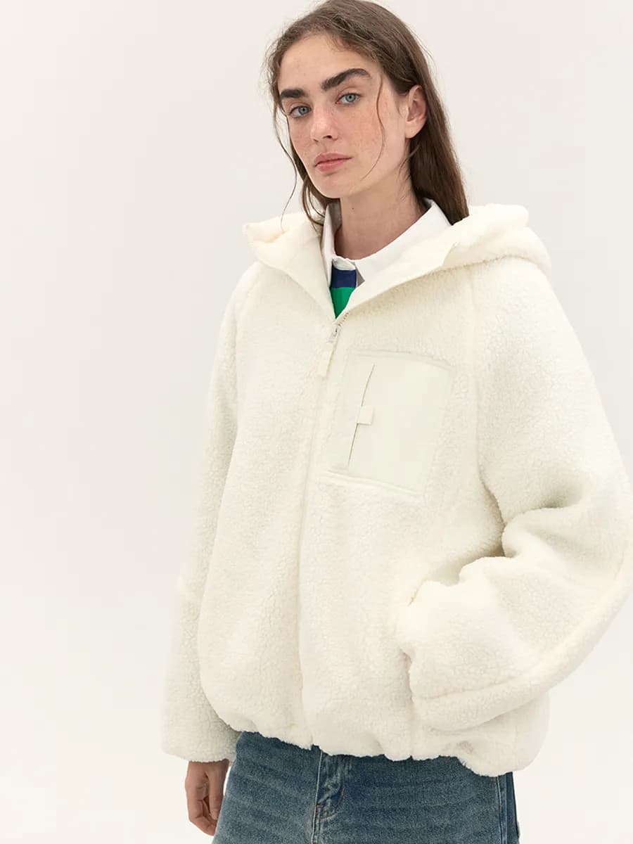 Куртка плюшевая с капюшоном