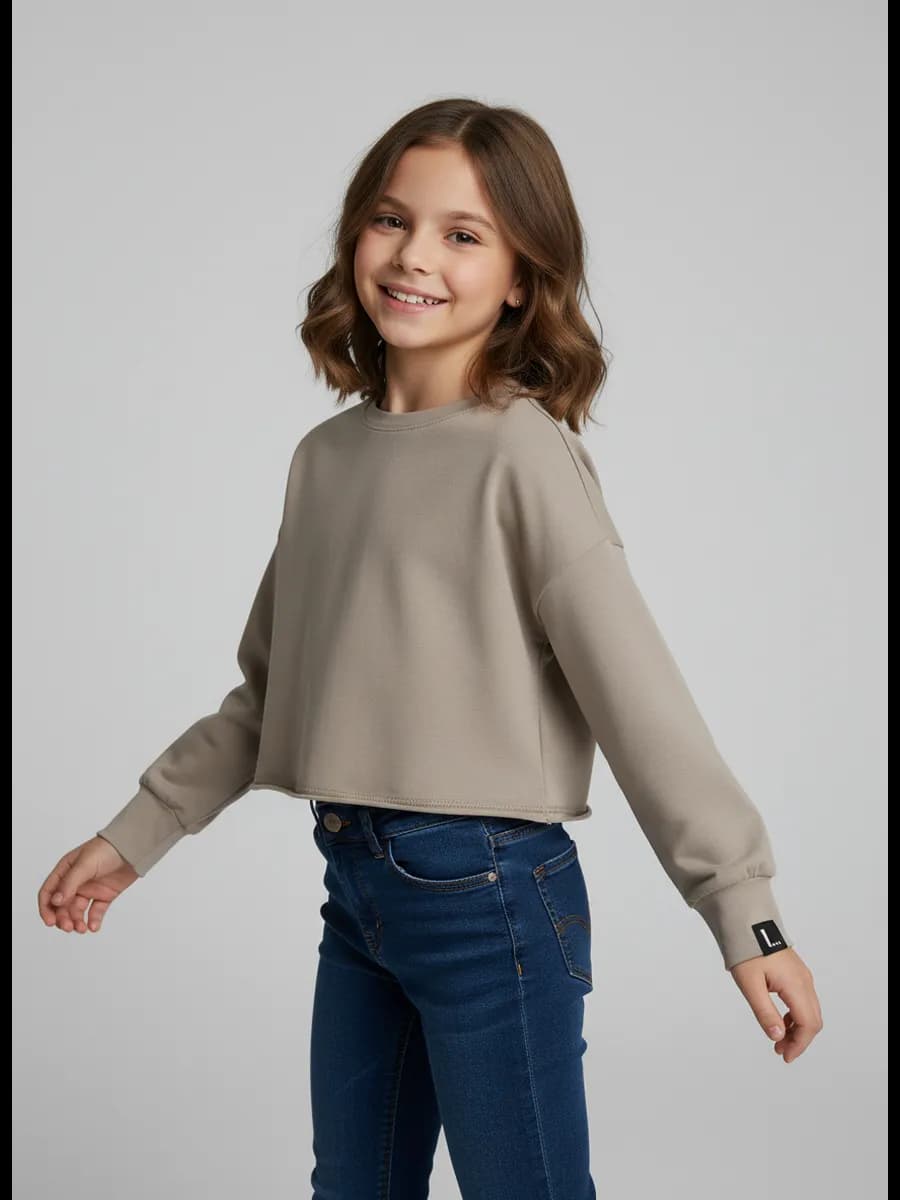 Лонгслив для девочки укороченный, бежевый