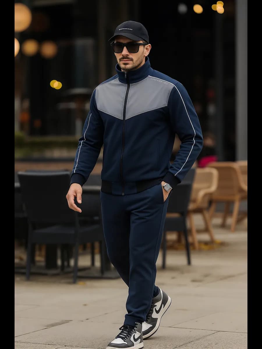 Костюм спортивный на молнии без начеса