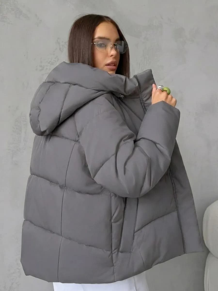 Куртка зимняя короткая с капюшоном