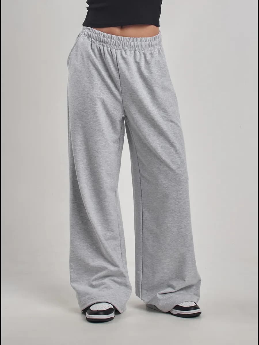 Спортивные штаны оверсайз широкие на резинке