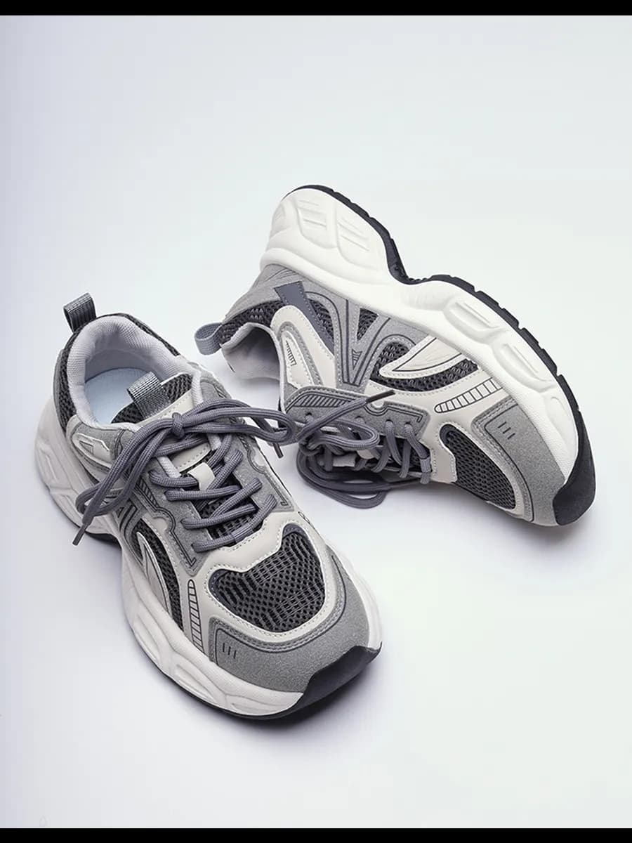 Кроссовки демисезонные серые на шнуровке Серебристые