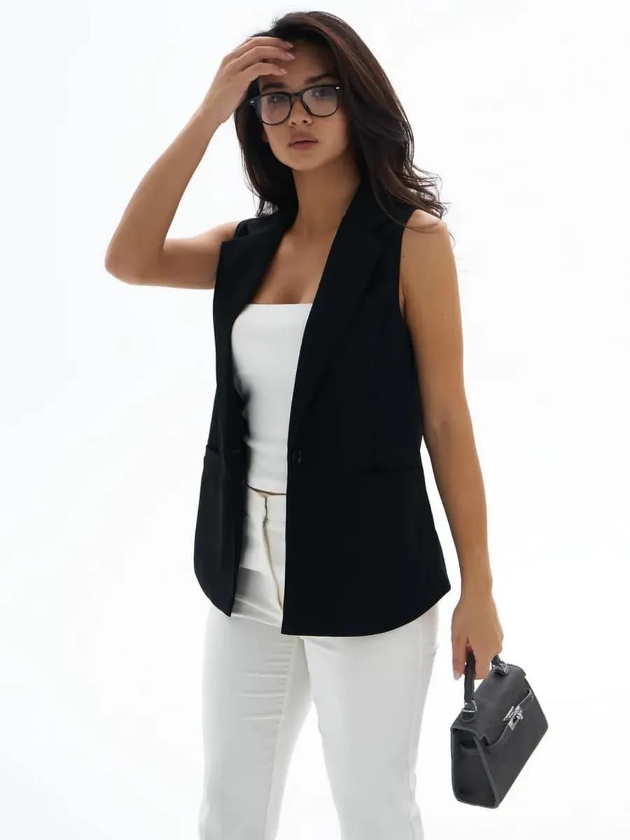 Жилет костюмный классический