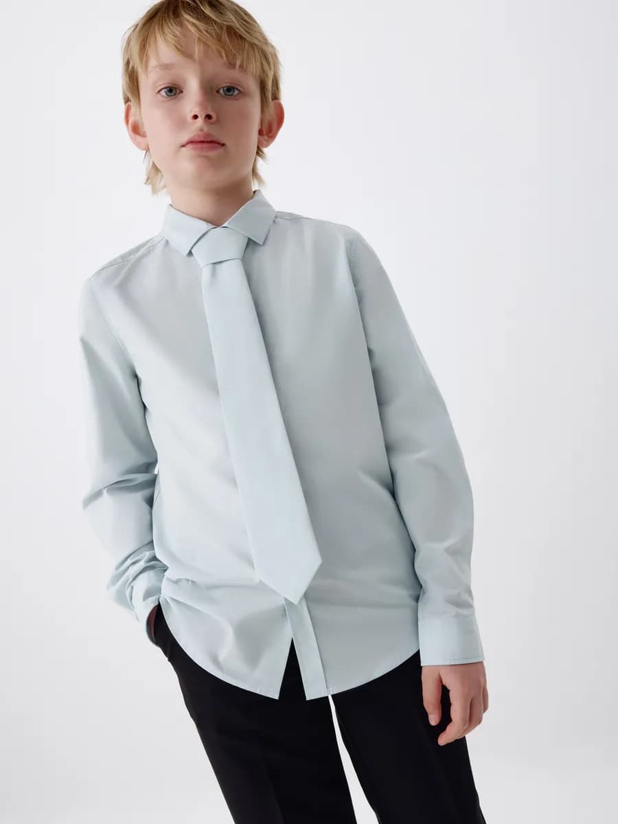 Школьная рубашка оверсайз голубая с галстуком