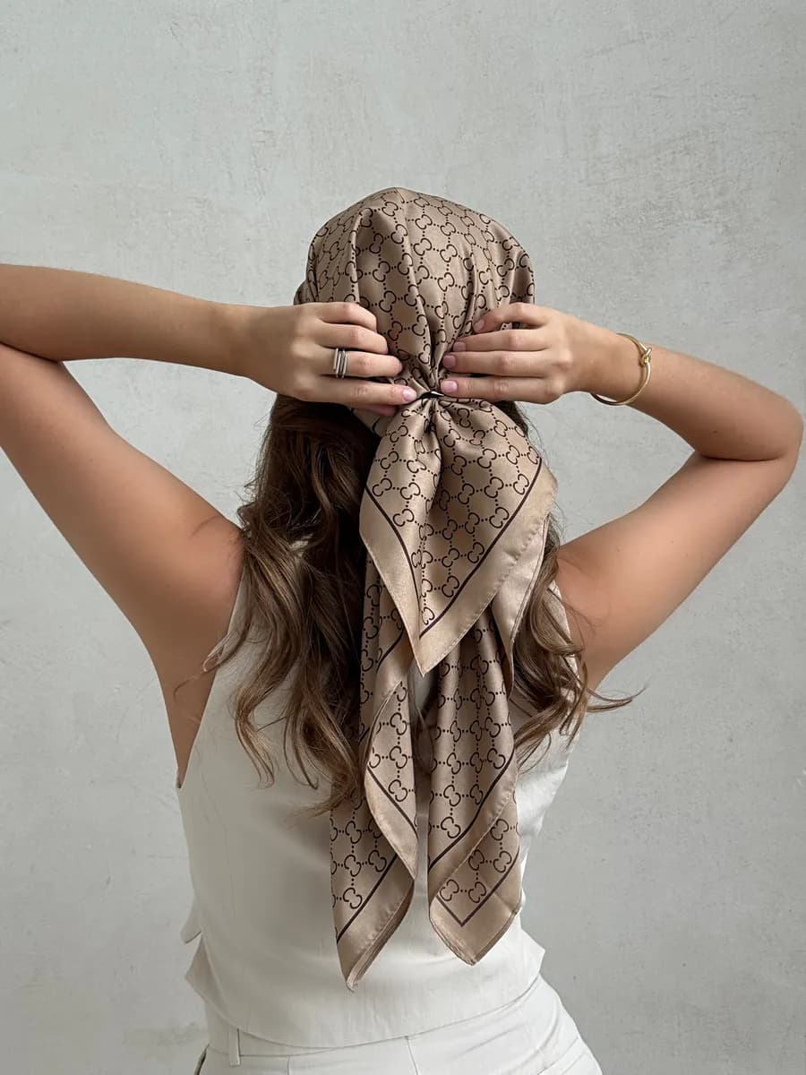 Шелковый платок на голову и пояс, косынка на шею летняя