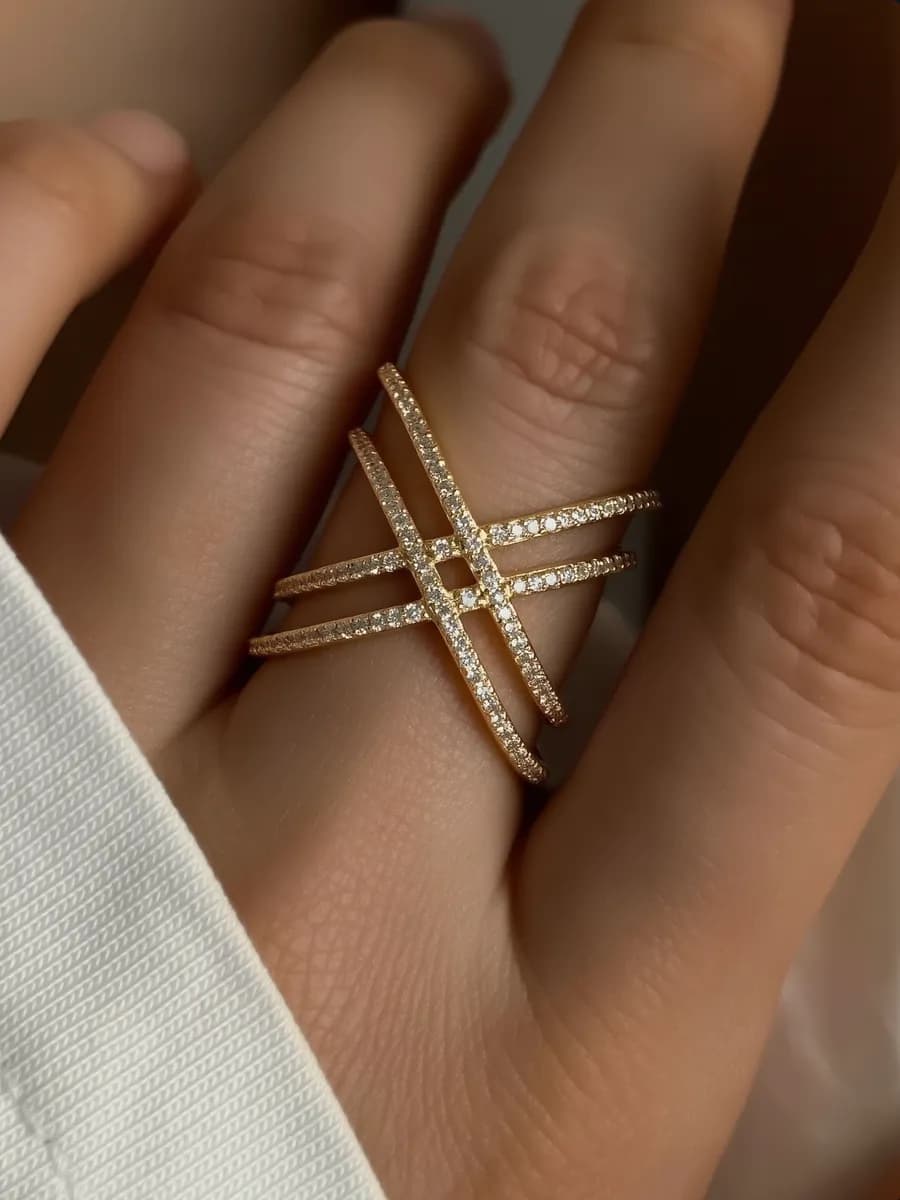 Кольцо позолоченное бижутерия