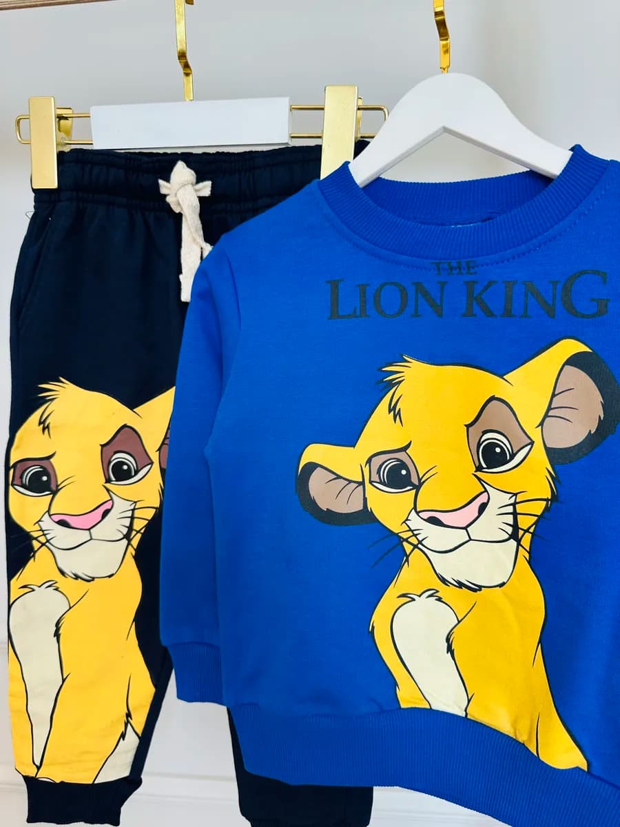 Трикотажный портивный костюм для мальчика